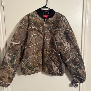 Supreme Zip-off sleeve quilted bomber jacket Realtree AP camo